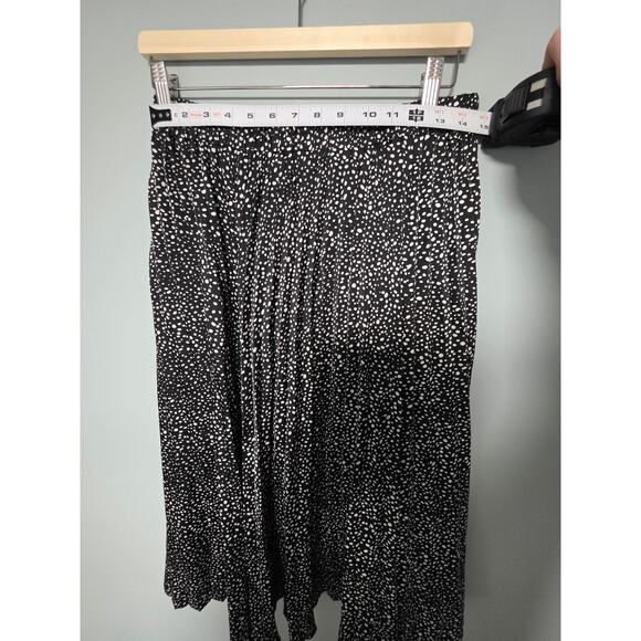 Sadie & Love Pleated Midi Skirt Size L Flowy Chic Vibes Teacher School Cute Chic - Picture 3 of 6